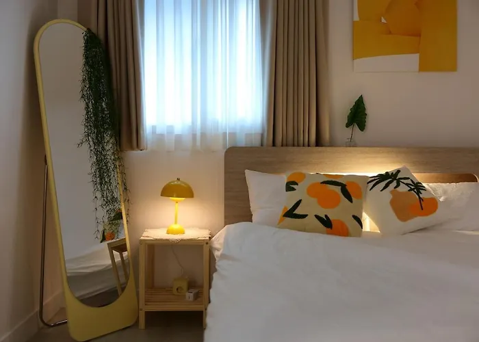 Apartamento 침실 4개 8인 강남 15분 홍대25분 무료짐보관 2호선 공항버스 주택가 서울대학교
