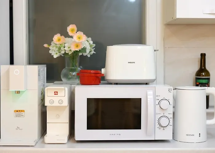Apartamento 침실 4개 8인 강남 15분 홍대25분 무료짐보관 2호선 공항버스 주택가 서울대학교 *