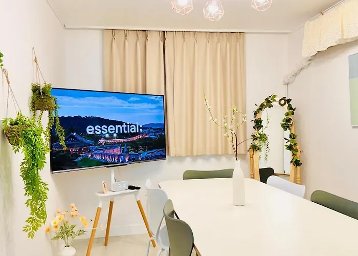 침실 4개 8인 강남 15분 홍대25분 무료짐보관 2호선 공항버스 주택가 서울대학교 Apartamento *