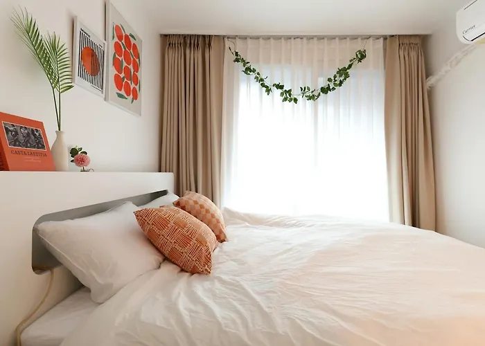 Apartamento 침실 4개 8인 강남 15분 홍대25분 무료짐보관 2호선 공항버스 주택가 서울대학교 *