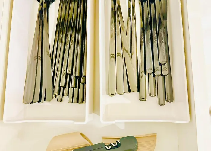 Apartamento 침실 4개 8인 강남 15분 홍대25분 무료짐보관 2호선 공항버스 주택가 서울대학교